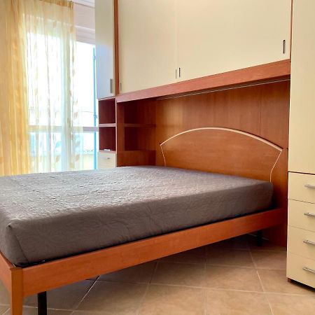 Sunset Boutique Apartment Marina di Massa Kültér fotó