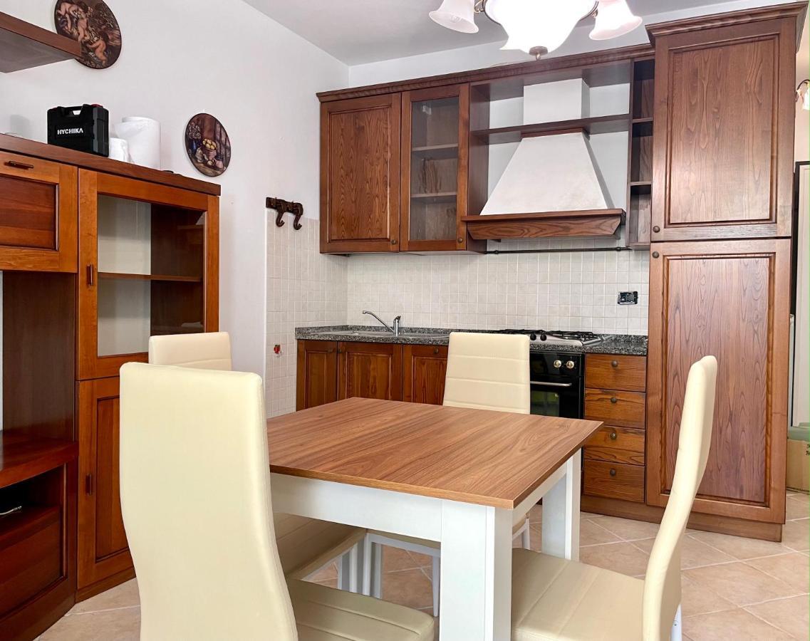 Sunset Boutique Apartment Marina di Massa Kültér fotó